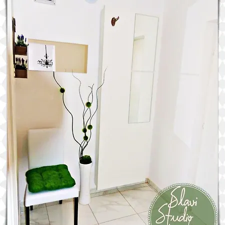 Studio Slavi Apartment